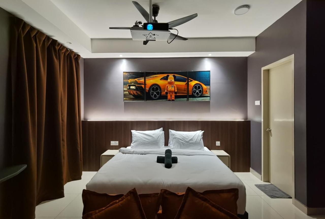Luxury Couple Suites L Free Netflix L Massage Chair L Bathtub L Wifi 200Mbps L Town Area Bali Residence 말라카 객실 사진