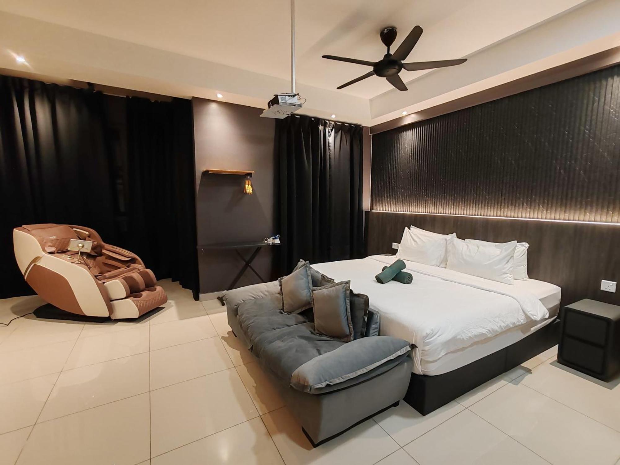 Luxury Couple Suites L Free Netflix L Massage Chair L Bathtub L Wifi 200Mbps L Town Area Bali Residence 말라카 외부 사진
