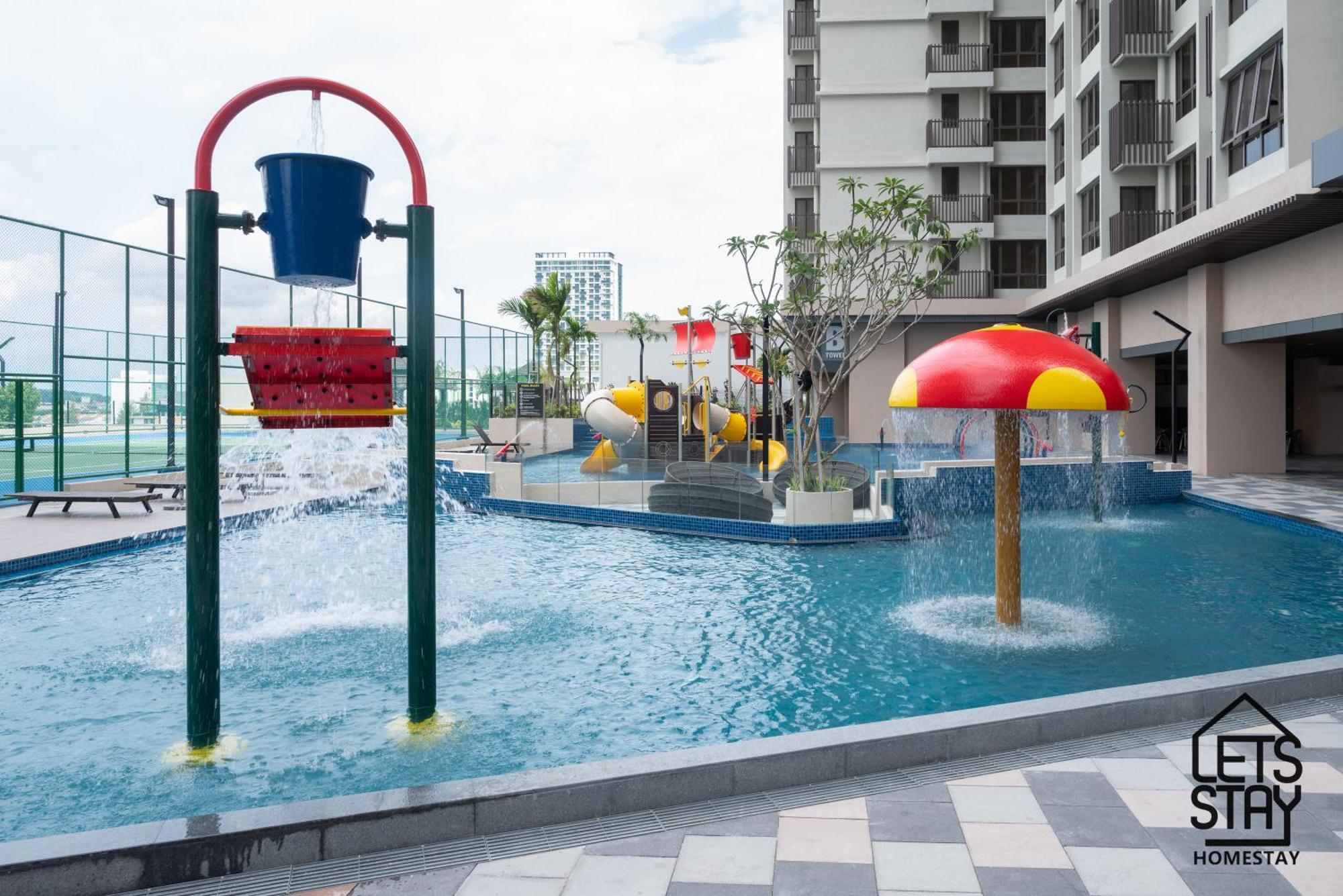 Luxury Couple Suites L Free Netflix L Massage Chair L Bathtub L Wifi 200Mbps L Town Area Bali Residence 말라카 외부 사진
