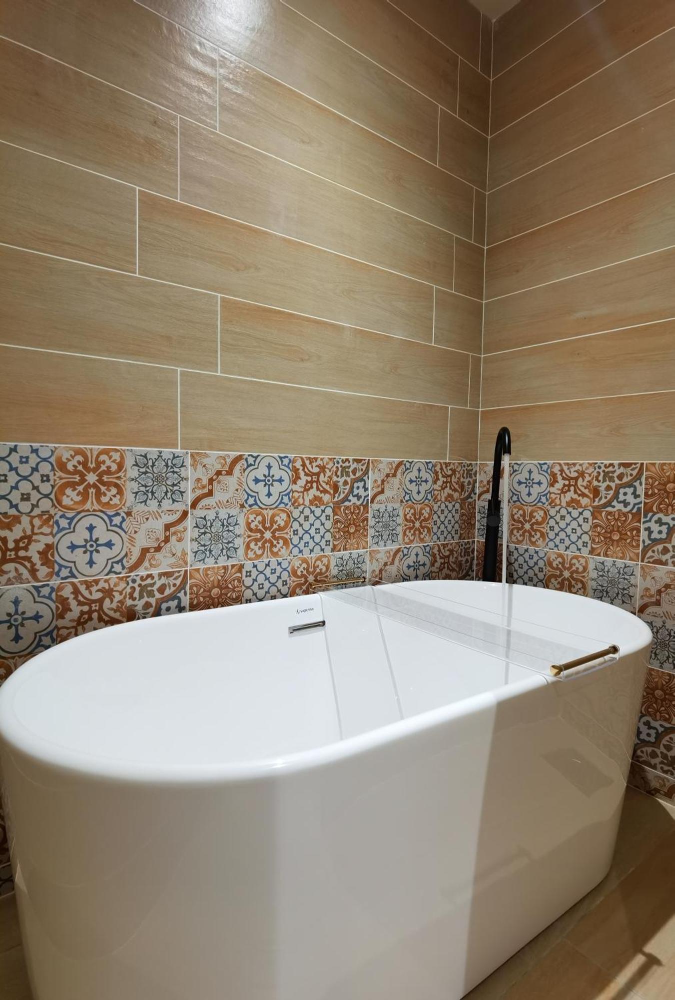 Luxury Couple Suites L Free Netflix L Massage Chair L Bathtub L Wifi 200Mbps L Town Area Bali Residence 말라카 객실 사진
